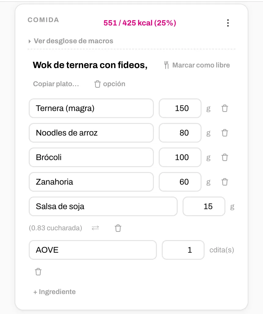 Editor de dietas: la comida de un día, un wok de ternera, con cada ingrediente y sus gramos.